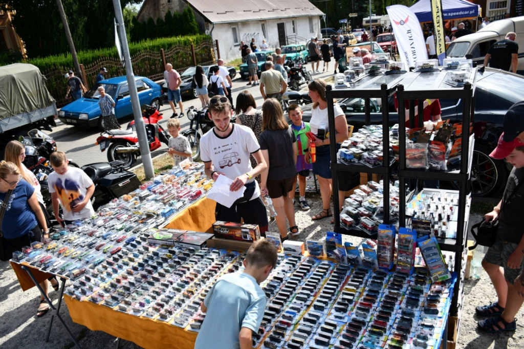 4. Zlot pojazdów zabytkowych