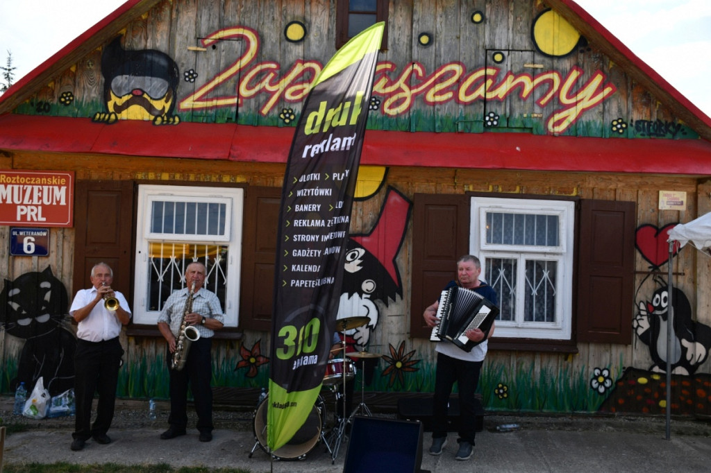 4. Zlot pojazdów zabytkowych