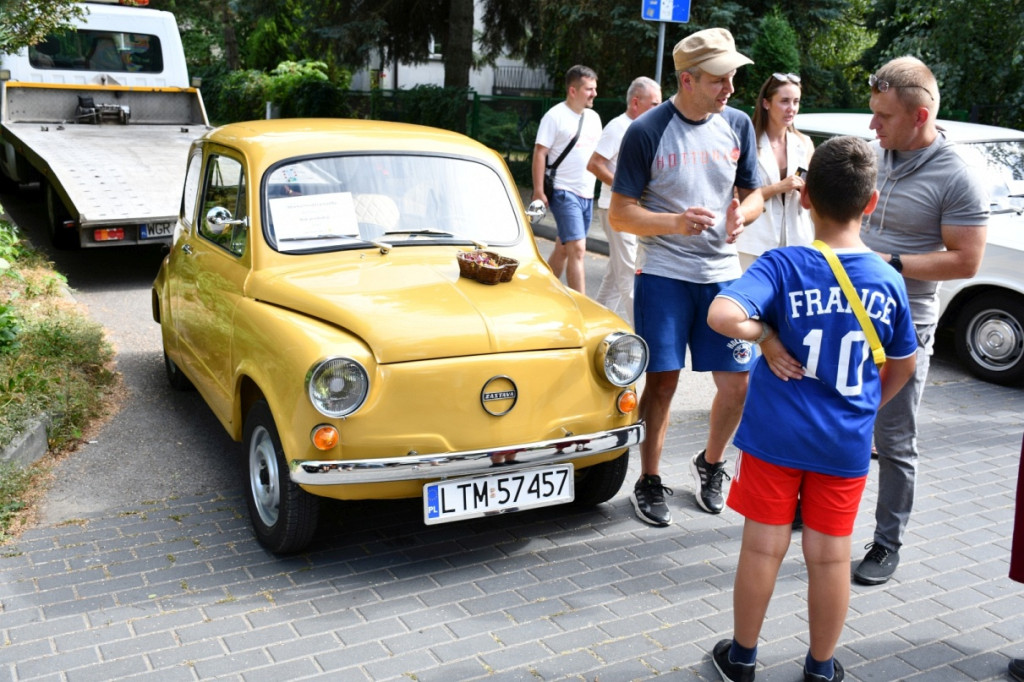 4. Zlot pojazdów zabytkowych