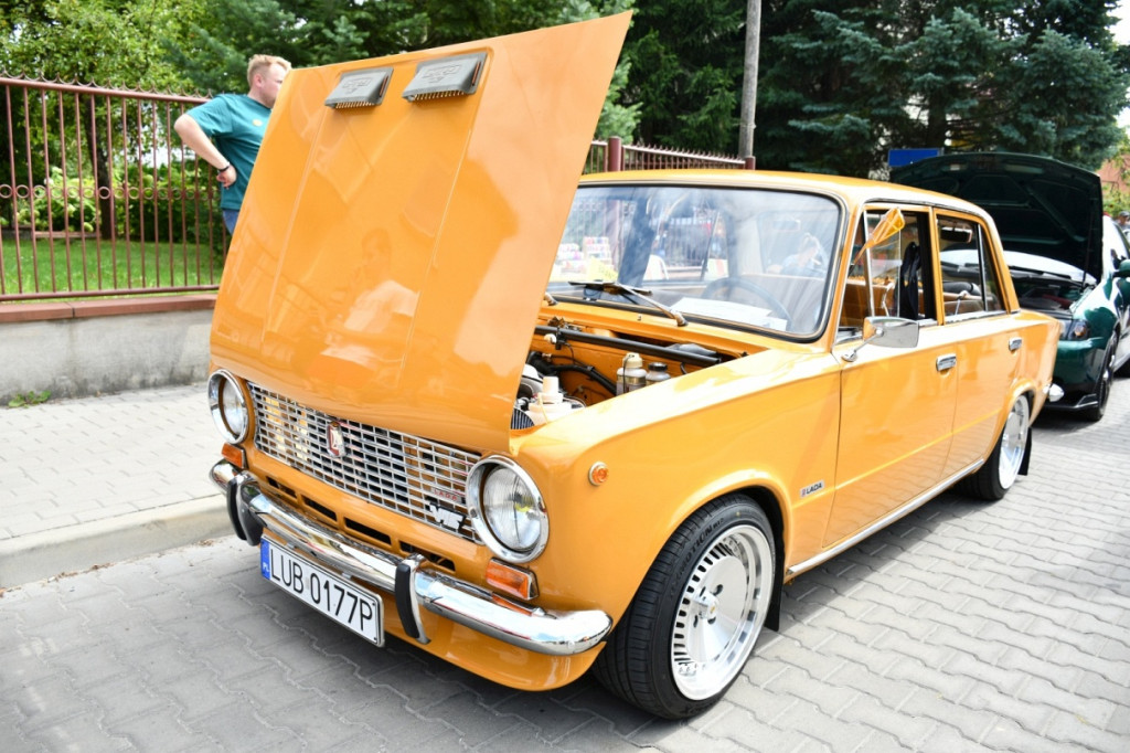 4. Zlot pojazdów zabytkowych