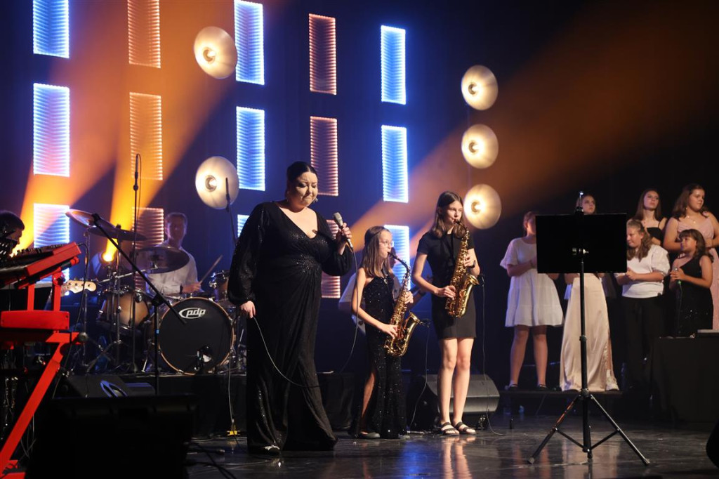 60 lat Tomaszowskiego Domu Kultury