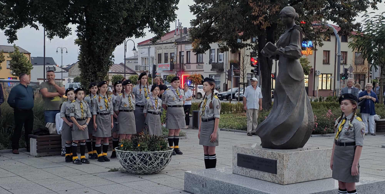 Janowski Hołd Obywatelski