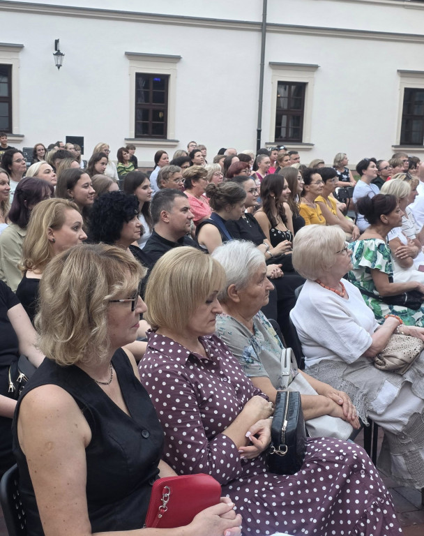 NIEwypowiedziane – młodzi twórcy z Zamościa i ich tomik poezji