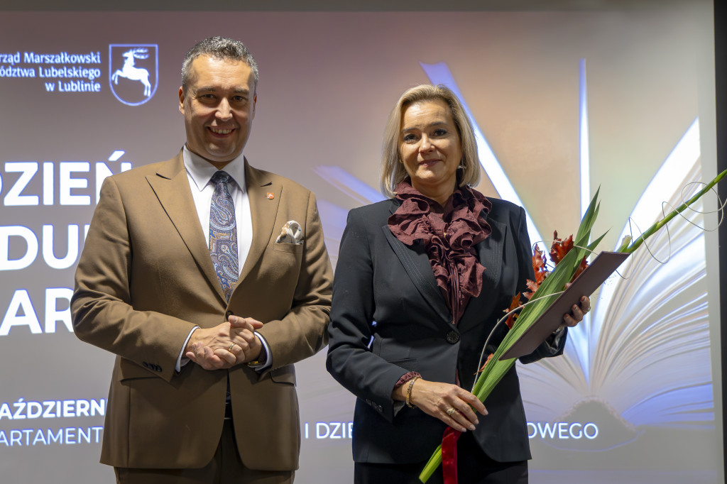 Nagrody dla nauczycieli od marszałka