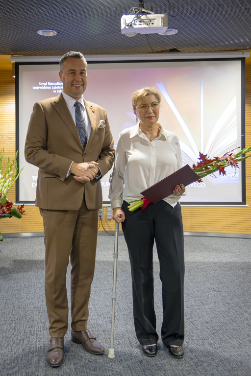 Nagrody dla nauczycieli od marszałka