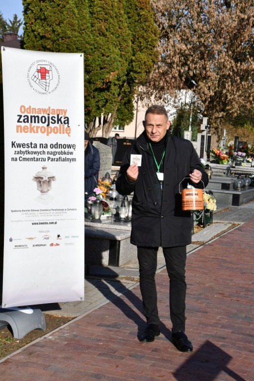 Kwesta 1 listopada na cmentarzu