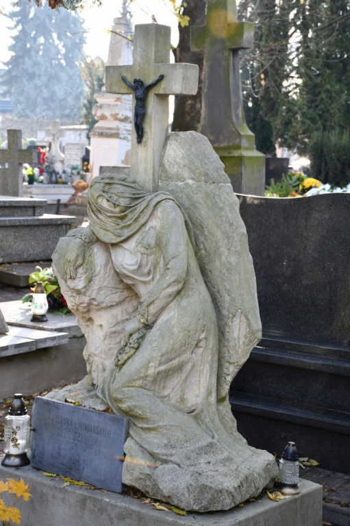 Kwesta 1 listopada na cmentarzu