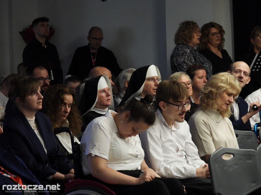 35 lat Stowarzyszenia Krok za krokiem cz. 1