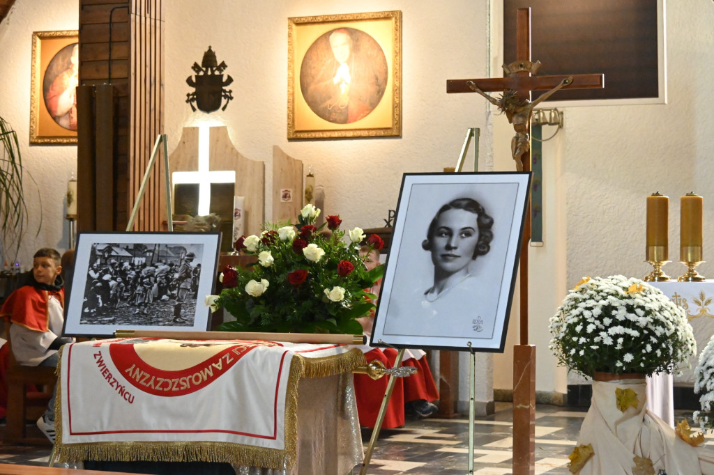 Szkoła w Zwierzyńcu im. Róży Zamoyskiej i Dzieci Zamojszczyzny