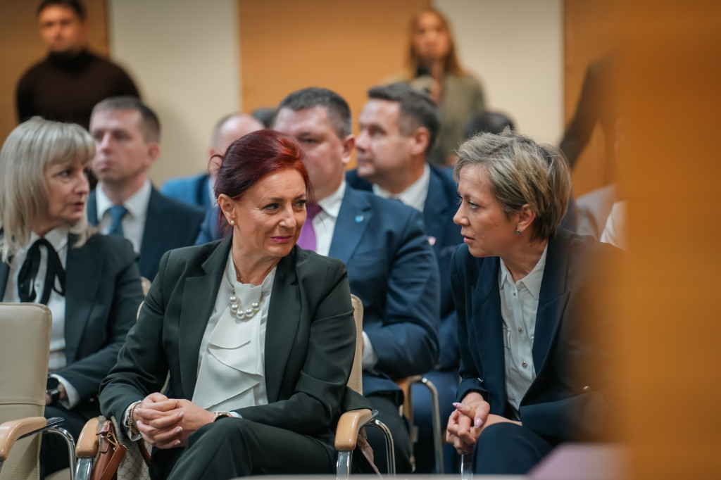 Drogi do pól coraz bliżej - druga tura