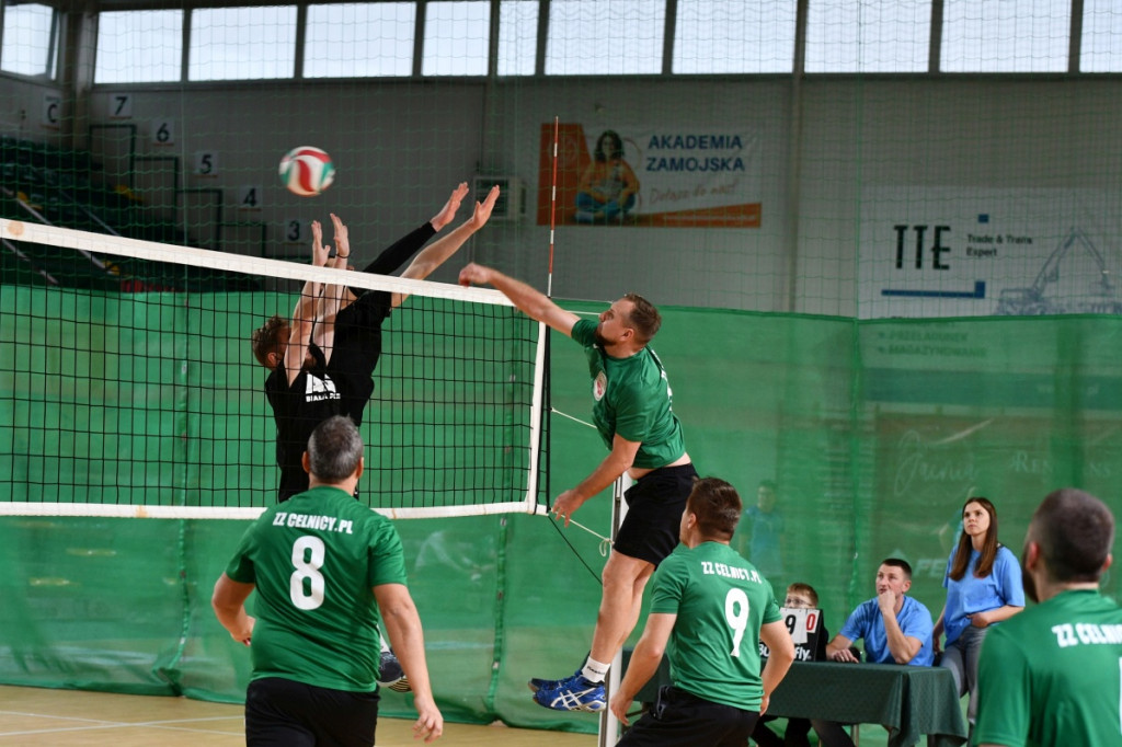 GRAMY SERCEM DLA TOMASZA