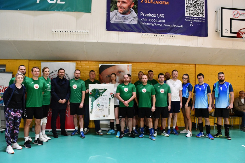 GRAMY SERCEM DLA TOMASZA