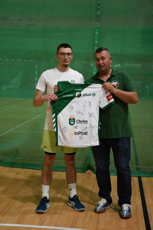 GRAMY SERCEM DLA TOMASZA