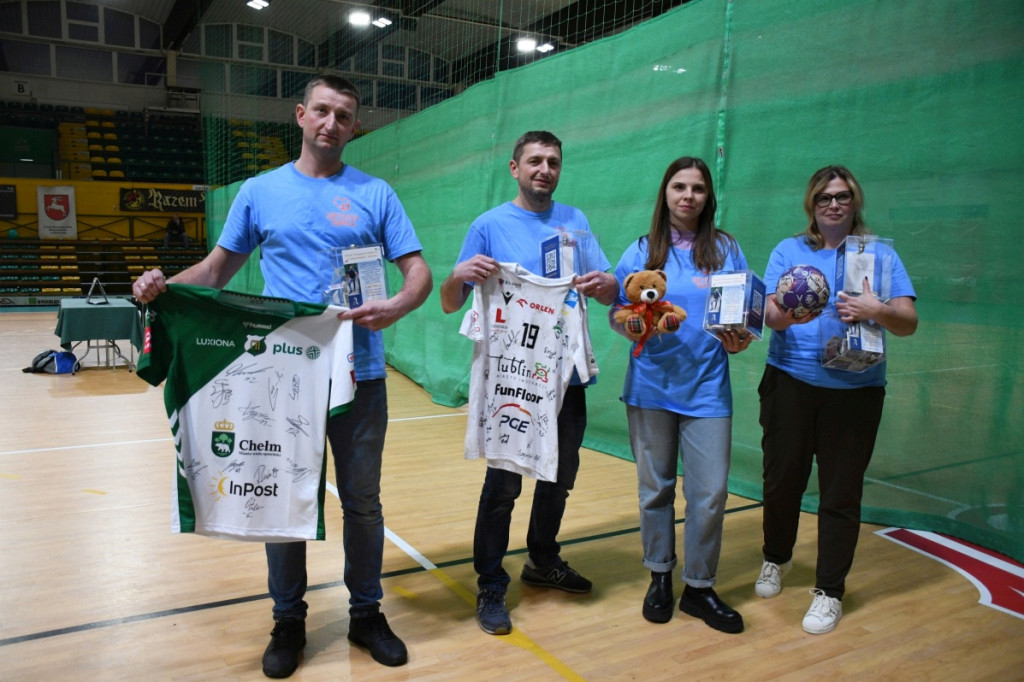 GRAMY SERCEM DLA TOMASZA