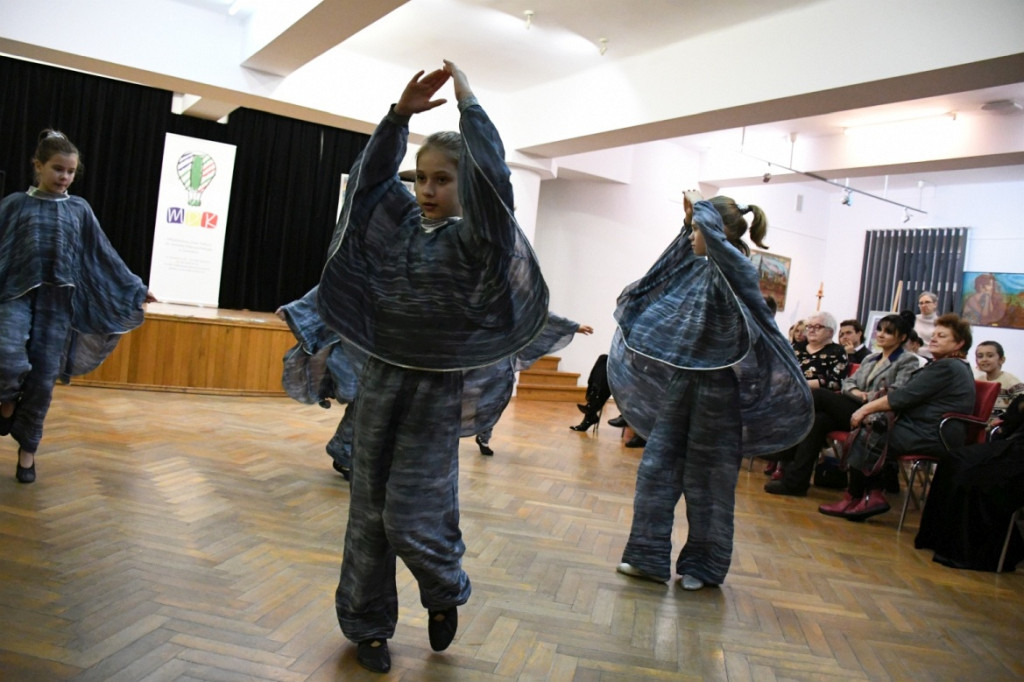 20-lecie pracowni batiku w MDK