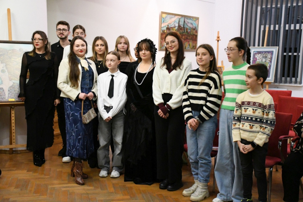 20-lecie pracowni batiku w MDK