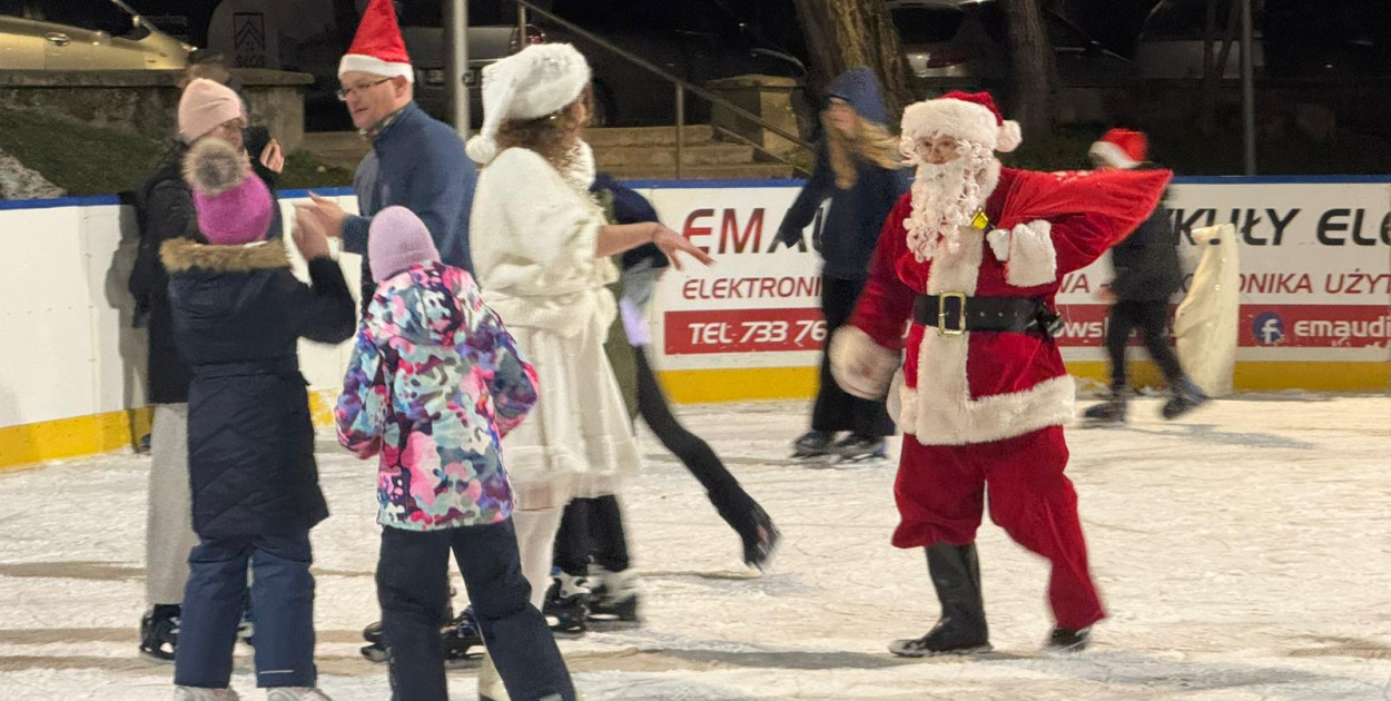 Otwarcie lodowiska w Tomaszowie Lubelskim