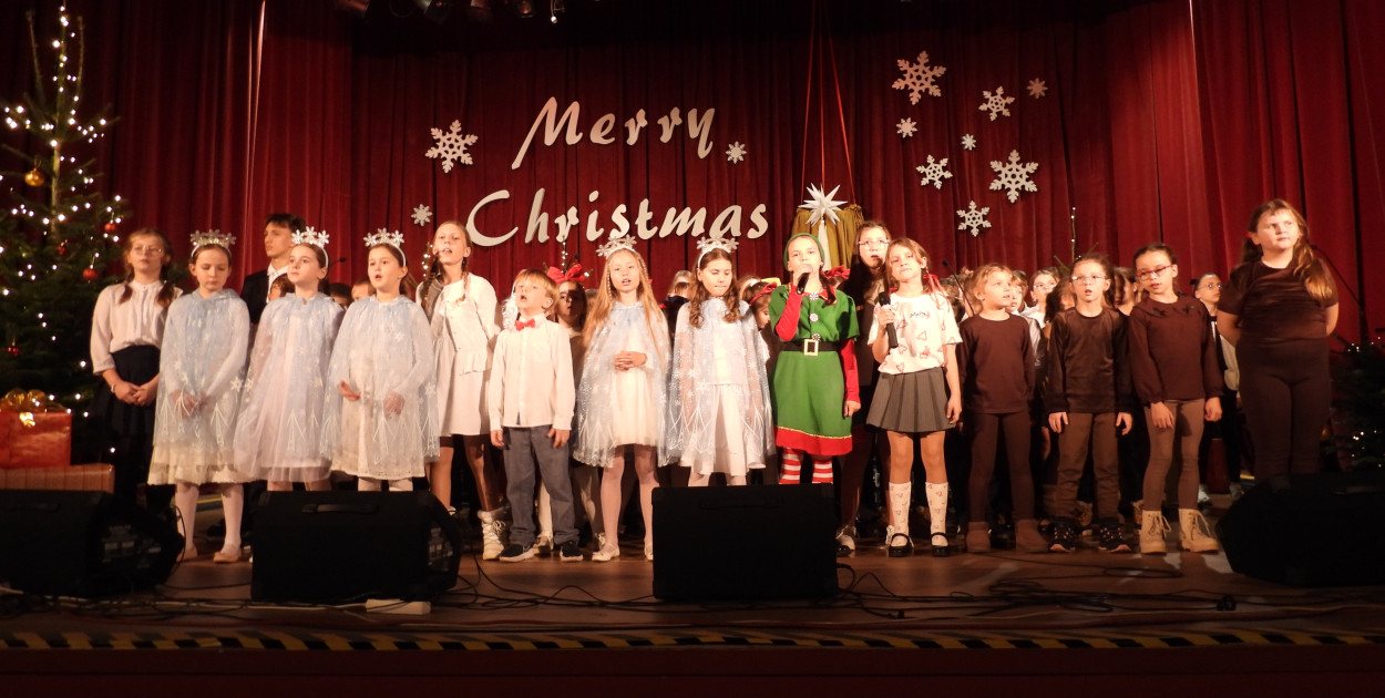 Jubileuszowy Spektakl Świąteczny „Saving Christmas”