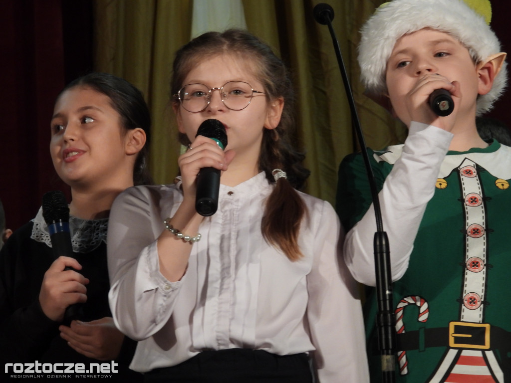 Jubileuszowy Spektakl Świąteczny „Saving Christmas”