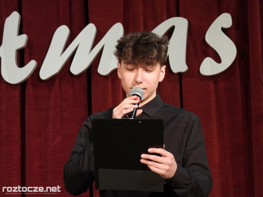 Jubileuszowy Spektakl Świąteczny „Saving Christmas”