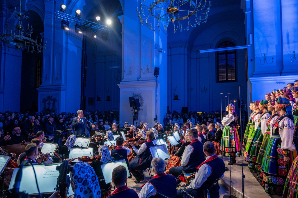 Mazowsze z koncertem kolęd u oo. Franciszkanów