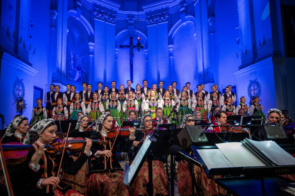 Mazowsze z koncertem kolęd u oo. Franciszkanów