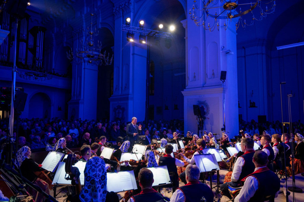 Mazowsze z koncertem kolęd u oo. Franciszkanów