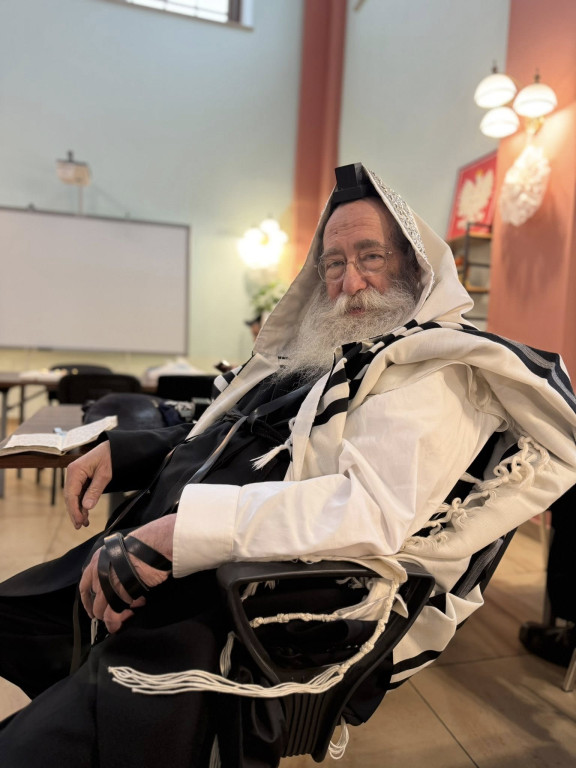 Pielgrzymka do grobu cadyka w Cieszanowie