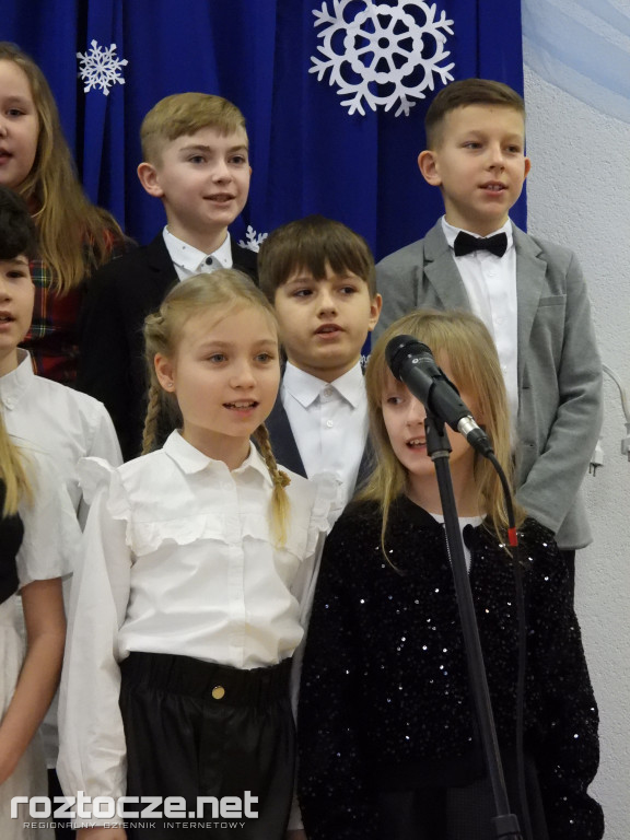 XV Gminny Przegląd Kolęd i Pastorałek w Łabuniach