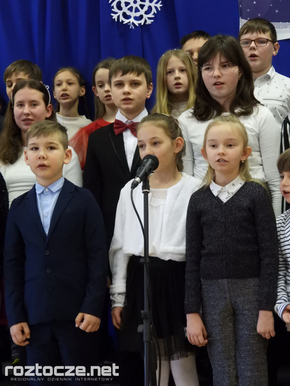 XV Gminny Przegląd Kolęd i Pastorałek w Łabuniach