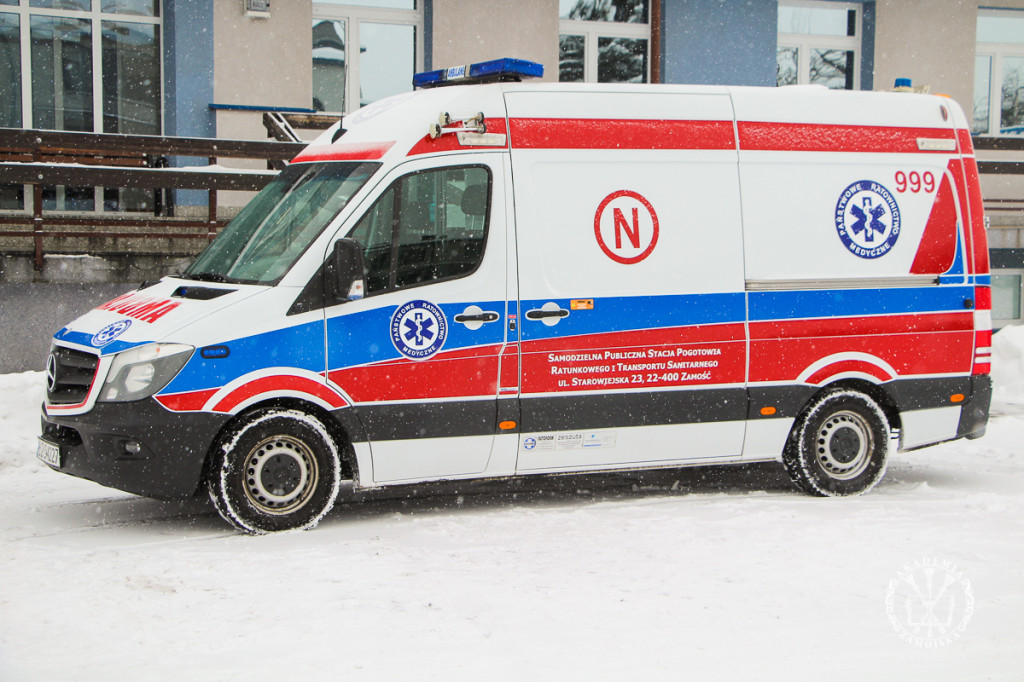 Ambulans do nauki ratownictwa w AZ