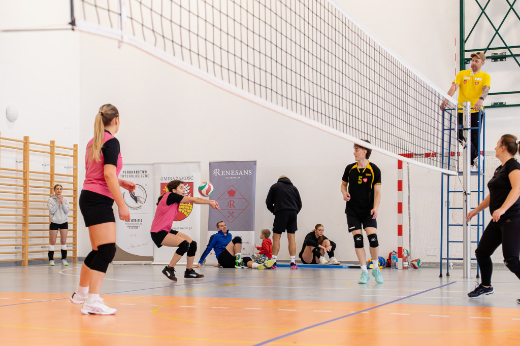 Siatkarskie serca Gminy Zamość dla WOŚP. Odsłona 1