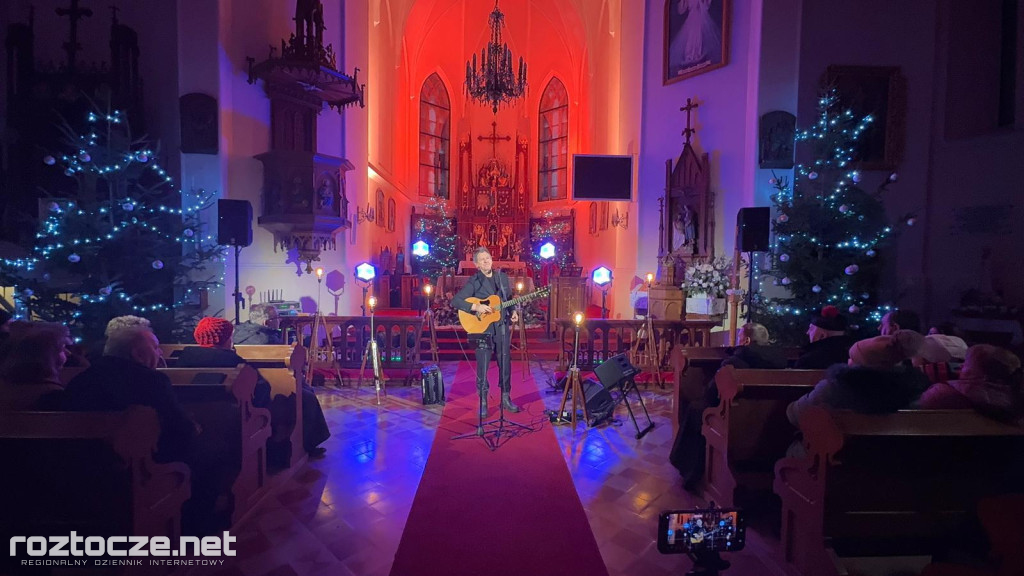 Miecznikowski z koncertem kolęd w Trzeszczanach