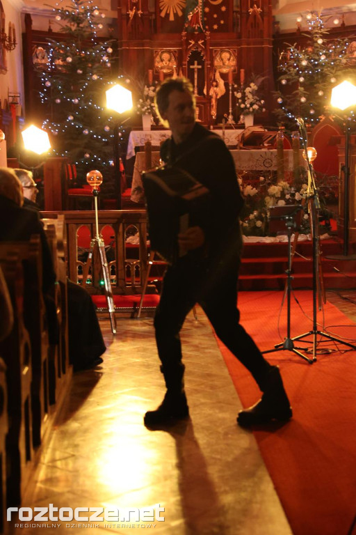 Miecznikowski z koncertem kolęd w Trzeszczanach