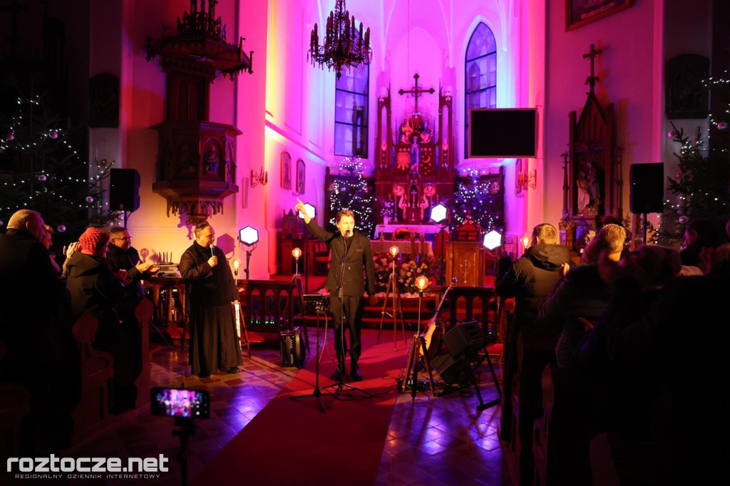 Miecznikowski z koncertem kolęd w Trzeszczanach