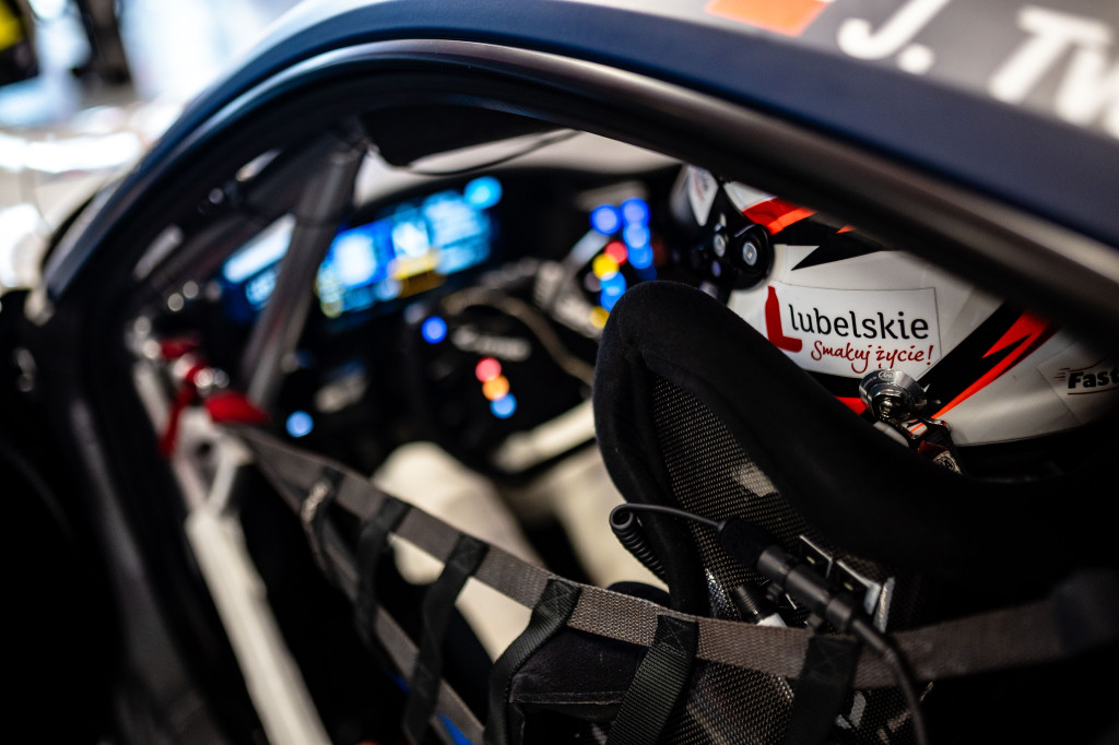 Karol Kręt wystartuje w Porsche Carrera Cup Benelux