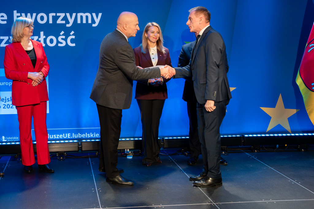 36 mln zł na edukację i inicjatywy społeczne