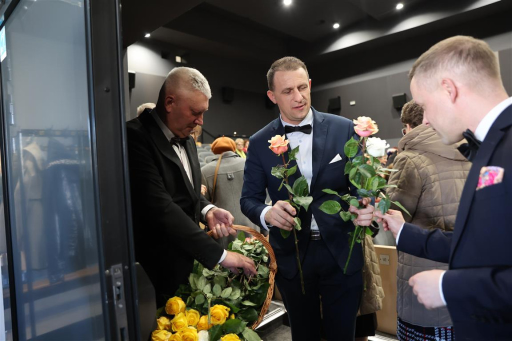 Dzień Kobiet w Tomaszowskim Domu Kultury