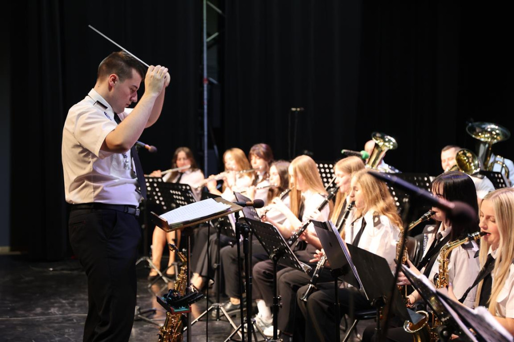 Dzień Kobiet w Tomaszowskim Domu Kultury