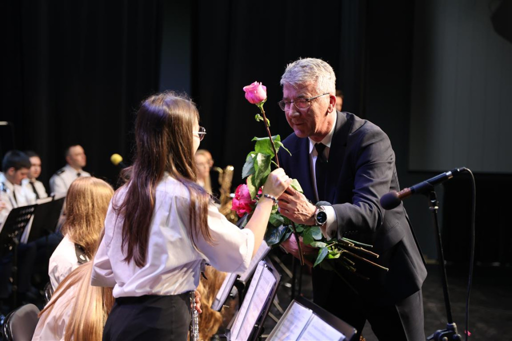 Dzień Kobiet w Tomaszowskim Domu Kultury