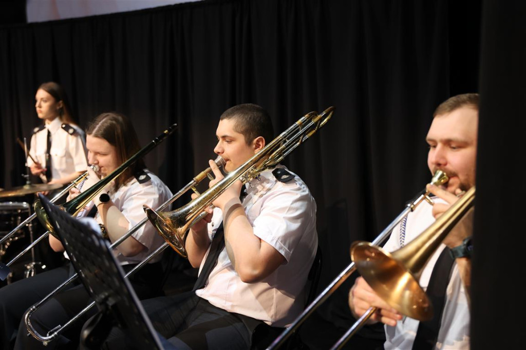 Dzień Kobiet w Tomaszowskim Domu Kultury