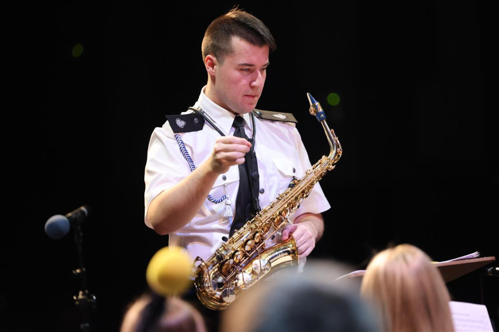 Dzień Kobiet w Tomaszowskim Domu Kultury