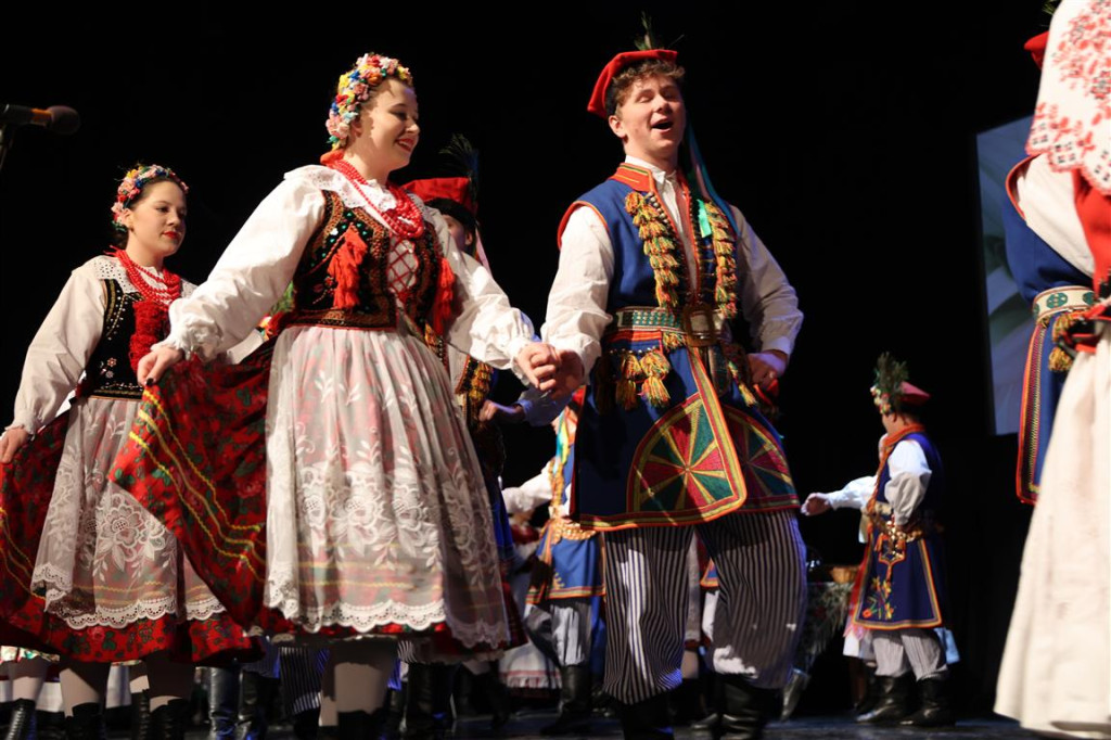 Dzień Kobiet w Tomaszowskim Domu Kultury