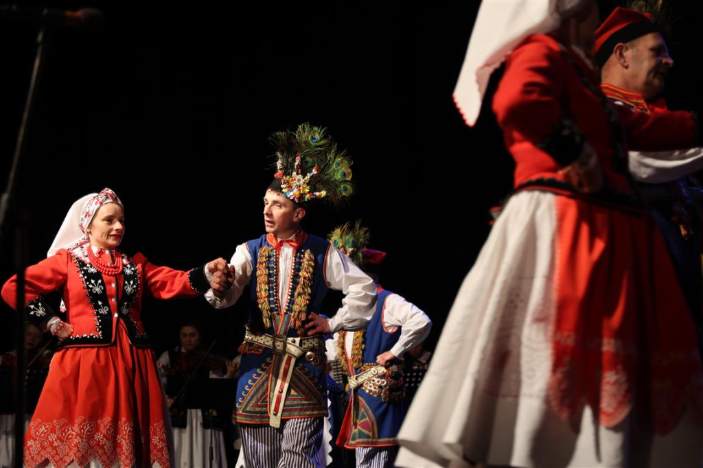 Dzień Kobiet w Tomaszowskim Domu Kultury