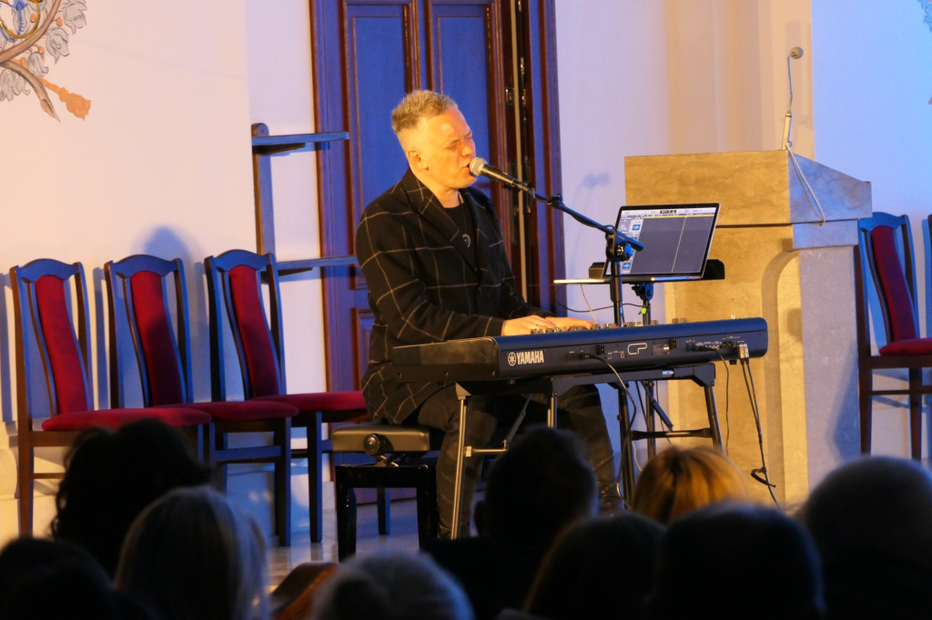 Muzyczna Alternatywa Krzysztofa Antkowiaka w Zamościu