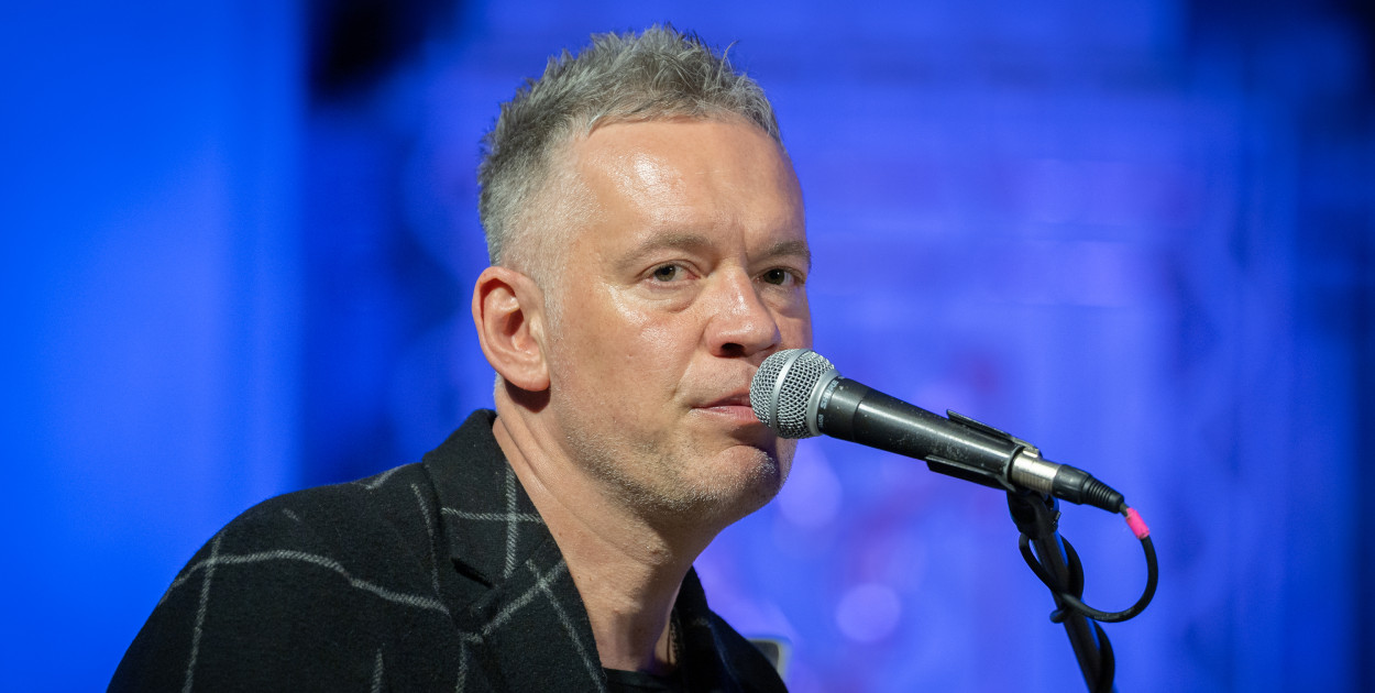 Krzysztof Antkowiak ze świadectwem w Krasnobrodzie