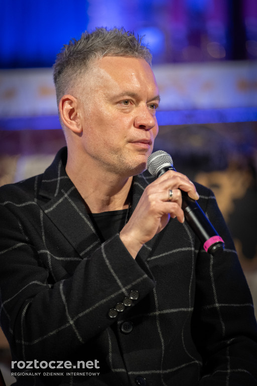 Krzysztof Antkowiak ze świadectwem w Krasnobrodzie