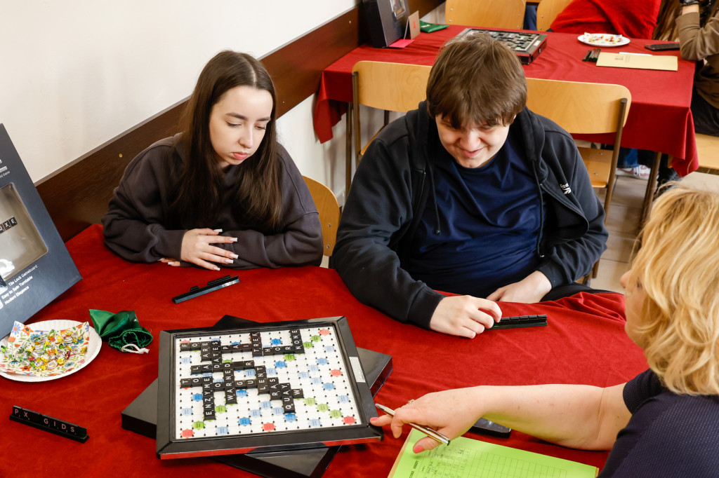 XV edycja Turnieju Scrabble Challenge II LO