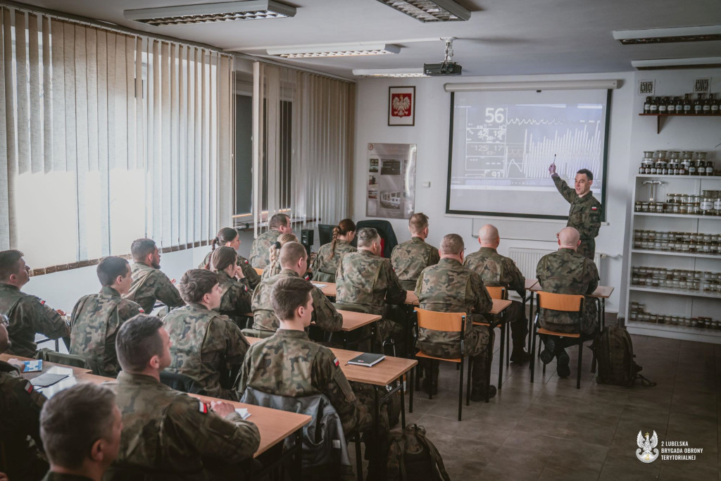 Żołnierze 2 LBOT na kursie KPP