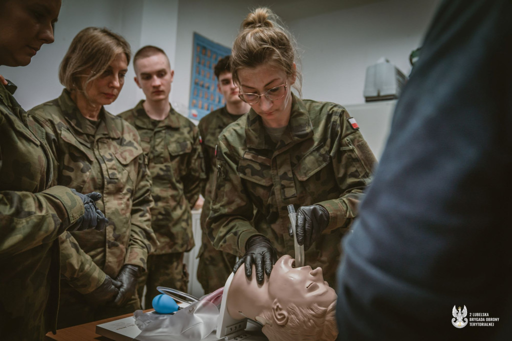 Żołnierze 2 LBOT na kursie KPP